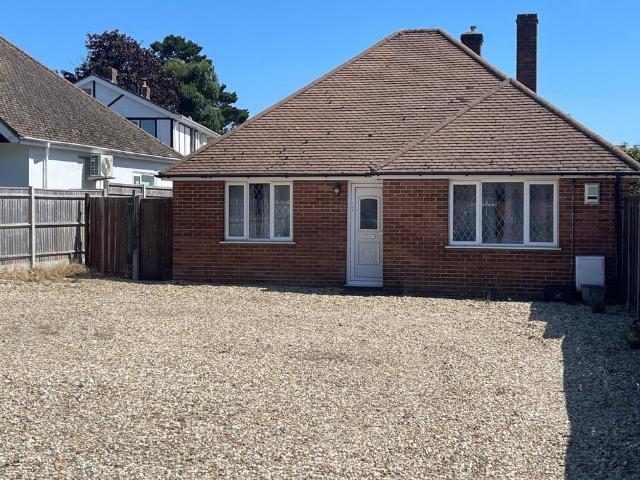 Bungalow for sale in Ashurst Bridge, Hampshire
