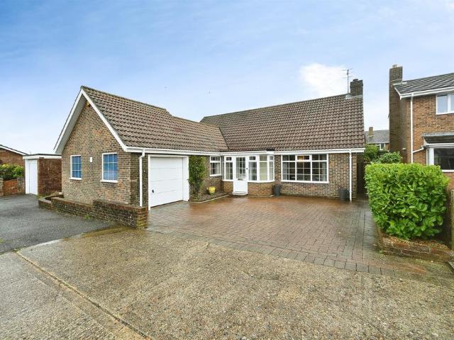 Bungalow for sale in Peacehaven, Iford