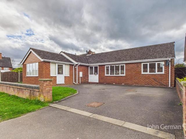 Bungalow for sale in Beamhurst, Staffordshire