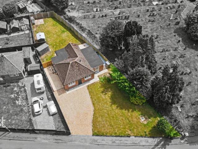 Bungalow for sale in Gosberton Clough, Lincolnshire