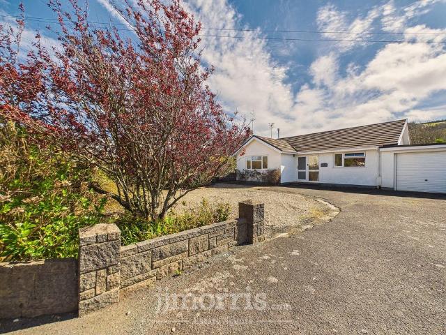 Bungalow for sale in Dinas Cross