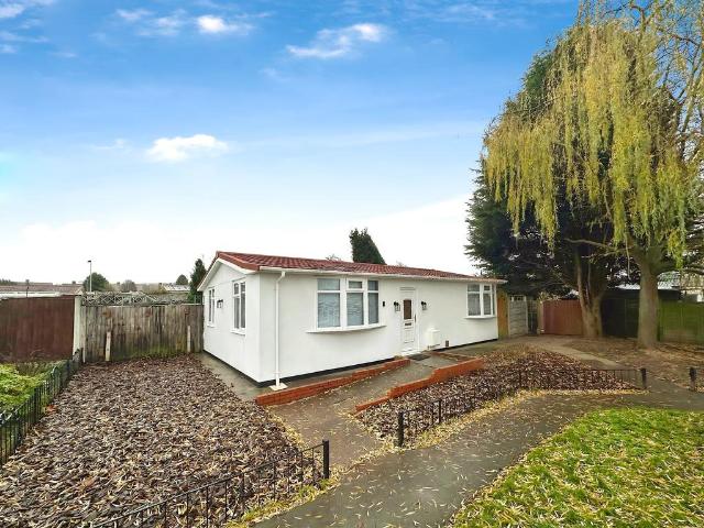 Bungalow for sale in Wednesfield, West Midlands