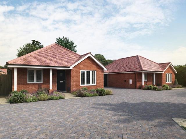 Bungalow for sale in Fordham Heath, Essex