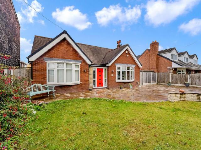 Bungalow for sale in Lunts Heath, Widnes