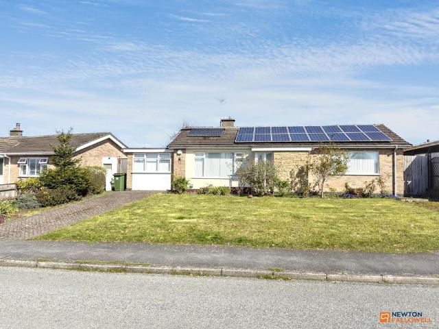 Bungalow for sale in Agar Nook, Coalville