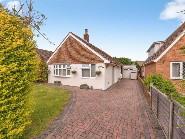 Bungalow for sale in Bolton Low Houses, Hampshire