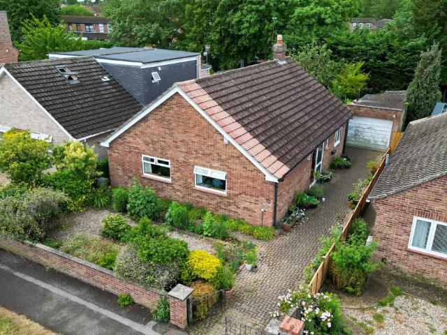 Bungalow for sale in Arbury, Cambridgeshire