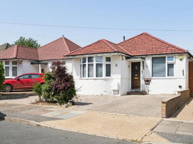 Bungalow for sale in Northwood, Greater London