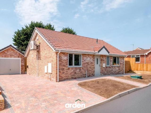 Bungalow for sale in Crookhill, Worcestershire