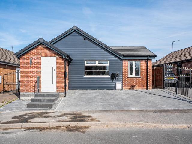 Bungalow for sale in Underwood, East Midlands