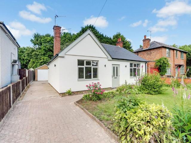 Bungalow for sale in Caldermill, East Midlands