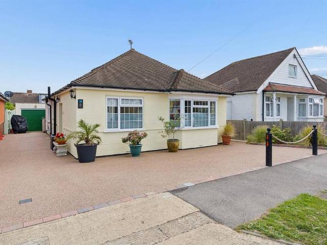 Bungalow for sale in South Tankerton, The Bridge