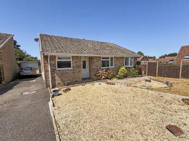 Bungalow for sale in East End, Corfe Mullen