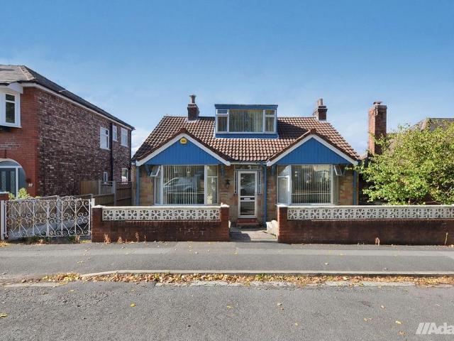 Bungalow for sale in Runcorn, Cheshire
