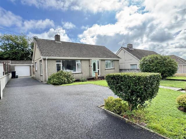 Bungalow for sale in St. Mewan, St Stephen