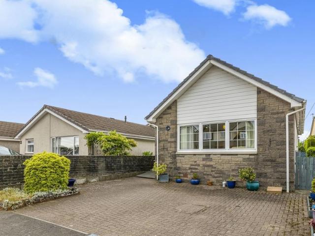 Bungalow for sale in Strathaven