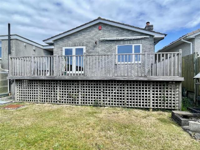 Bungalow for sale in Mount Wise