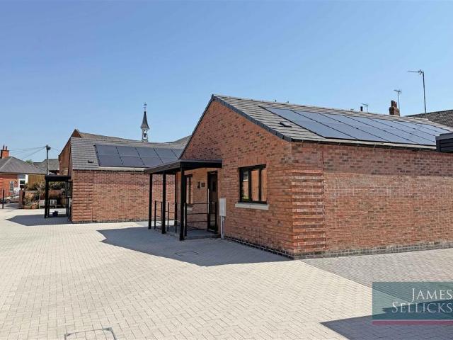 Bungalow for sale in Stanford On Avon, Leicestershire