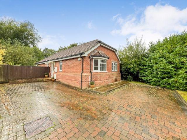 Bungalow for sale in Hedge End, Helford
