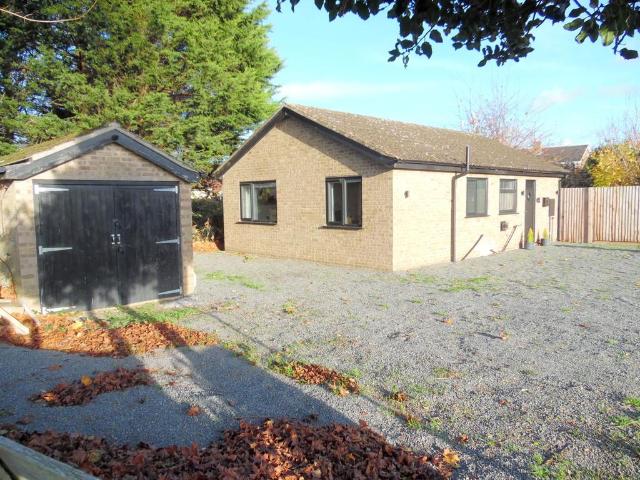 Bungalow for sale in Gosberton Clough, Lincolnshire