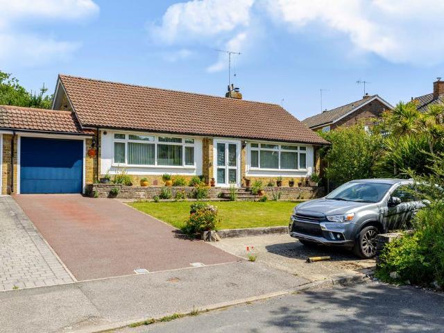 Bungalow for sale in Hillview, Surrey
