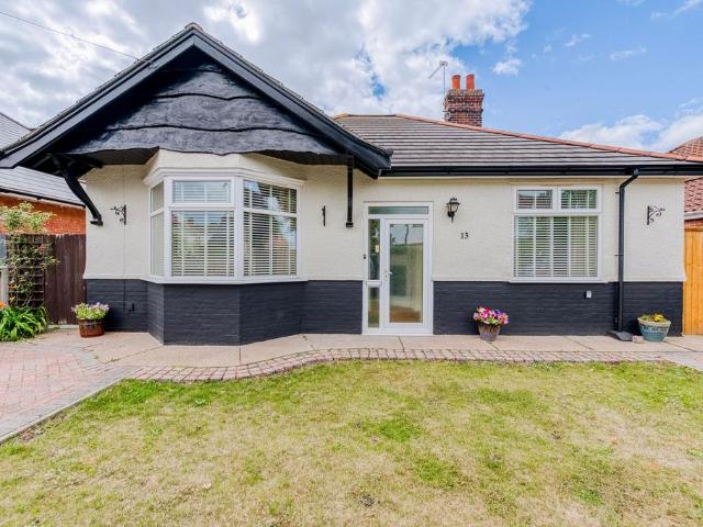 Bungalow for sale in Newtown, Stokesby