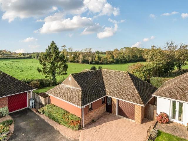 Bungalow for sale in Brabourne Lees, Bridgefield