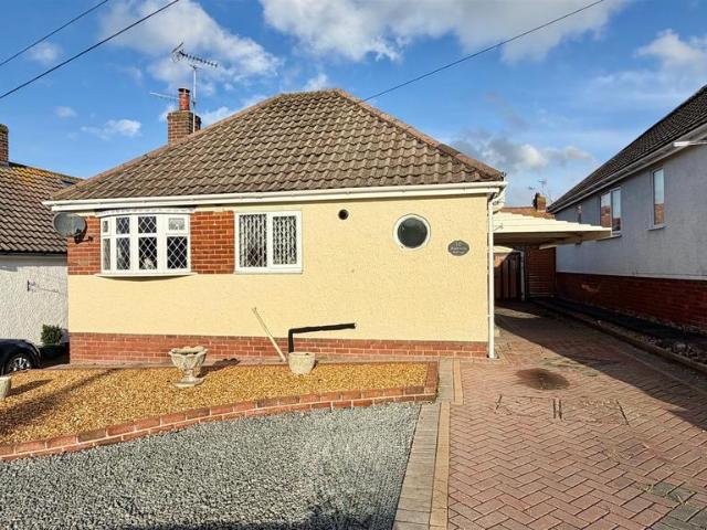 Bungalow for sale in Colwyn Bay, Wales