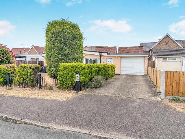 Bungalow for sale in Chedburgh, Suffolk