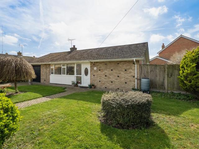 Bungalow for sale in The Bridge, Kent