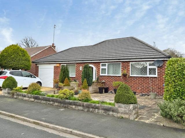 Bungalow for sale in Kitt's Moss, Bramhall