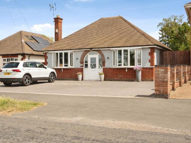 Bungalow for sale in Barwell, Barton