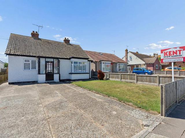 Bungalow for sale in Beltinge, The Bridge