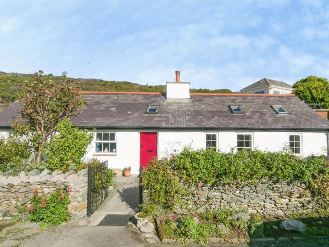 Bungalow for sale in Trearddur, Ynys Môn / Isle of Anglesey