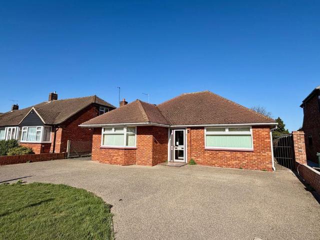 Bungalow for sale in Maypole, Monks Orchard