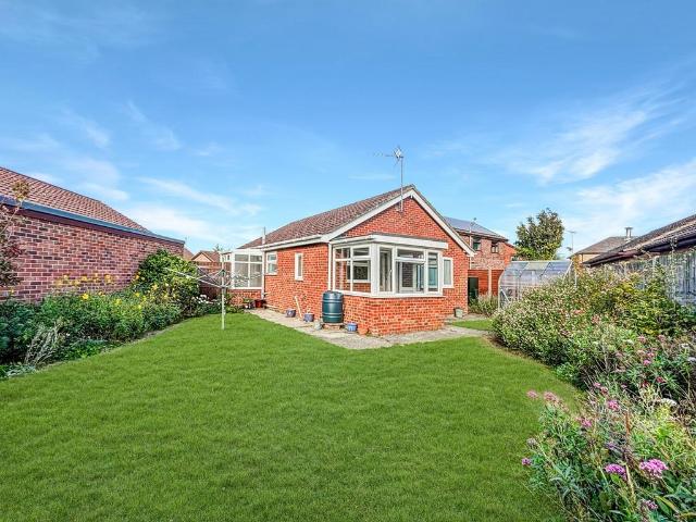 Bungalow for sale in Dale Hill, Essex