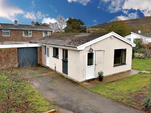 Bungalow for sale in Llangynidr