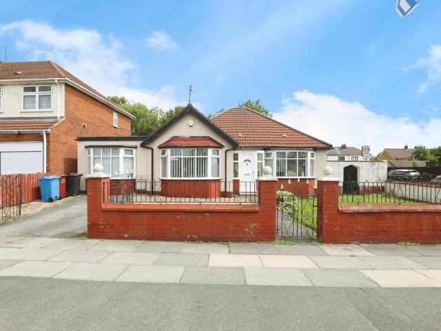 Bungalow for sale in Halewood Green, Halewood