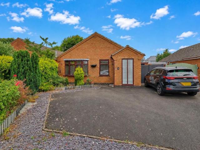 Bungalow for sale in Lash Hill, Barton