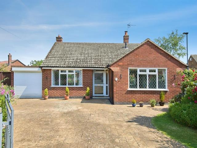 Bungalow for sale in Alvaston, East Midlands