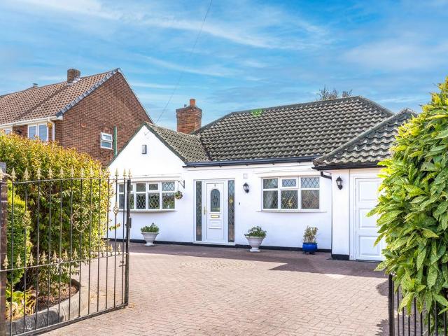 Bungalow for sale in Little Sutton, Sutton Coldfield