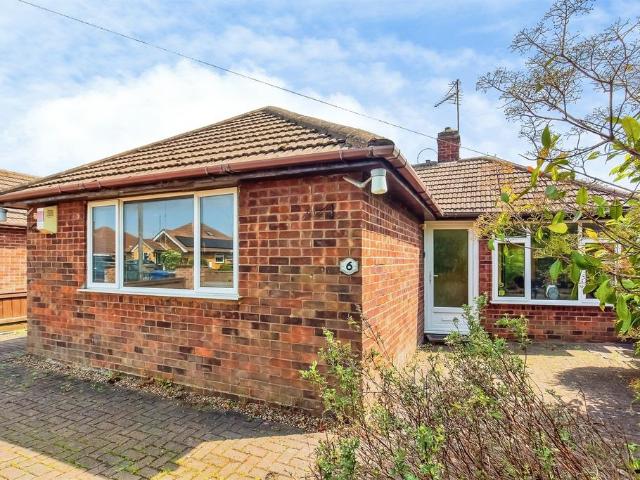 Bungalow for sale in Barton Seagrave
