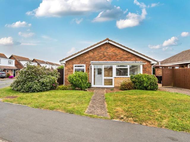 Bungalow for sale in Littlecote, West Sussex