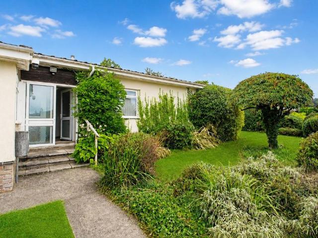 Bungalow for sale in Winscombe and Sandford, Rowberrow