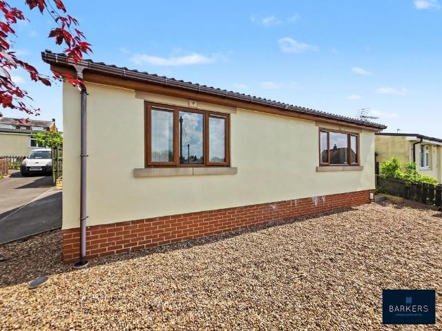 Bungalow for sale in Firthcliffe, Heckmondwike