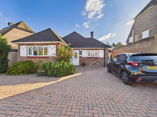 Bungalow for sale in London Borough of Croydon, Greater London