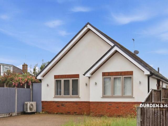 Bungalow for sale in Hawkwell, Barling