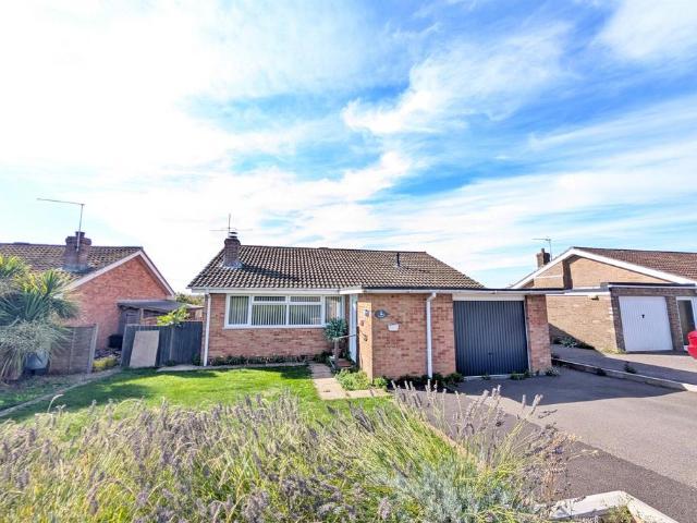 Bungalow for sale in Pimperne