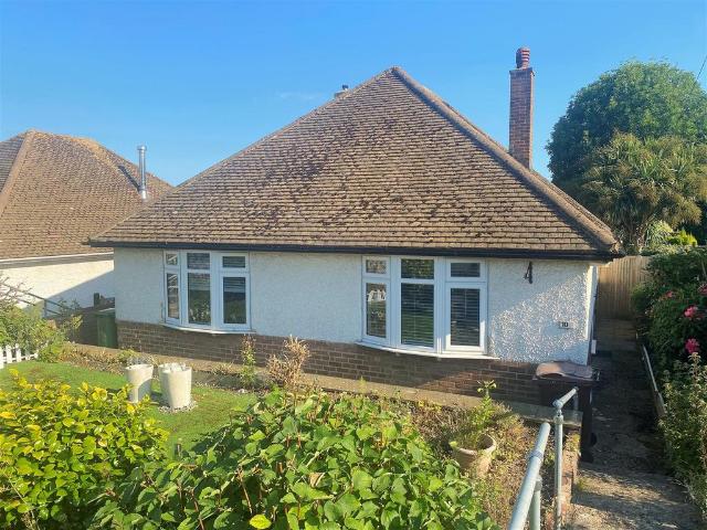 Bungalow for sale in Glyne Gap, Heathlands