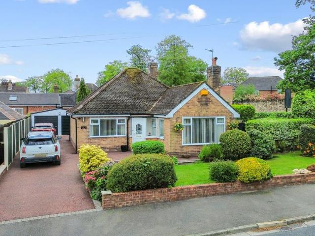Bungalow for sale in Gillar's Green, Eccleston